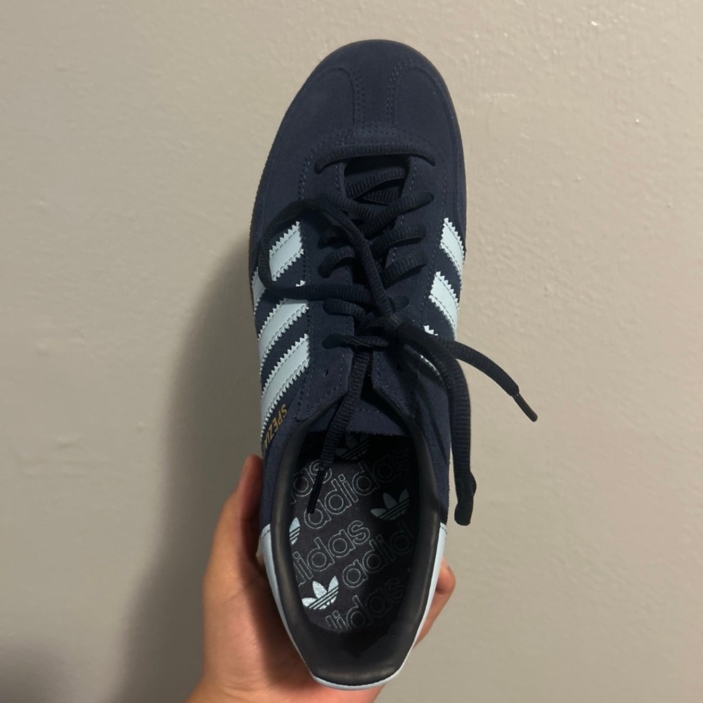 Adidas Spezial size 8 women - Picture 3 of 6